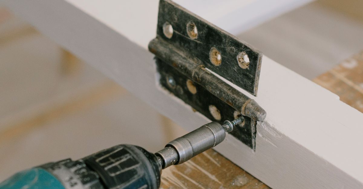 When to Replace Worn Out Roller Door Tracks